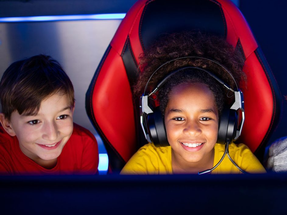 Children playing video game on PC